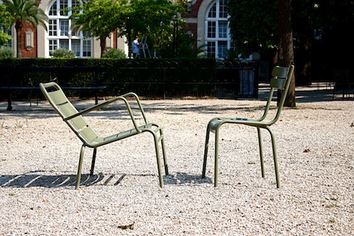 Green Chairs In Luxembourg Gardens In Paris France C Est Christine