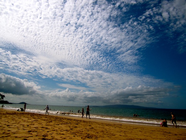 Clouds over Kamaole Beach on a sunny day, Kihei, Maui Clouds over Kamaole Beach on a sunny day, Kihei, Maui