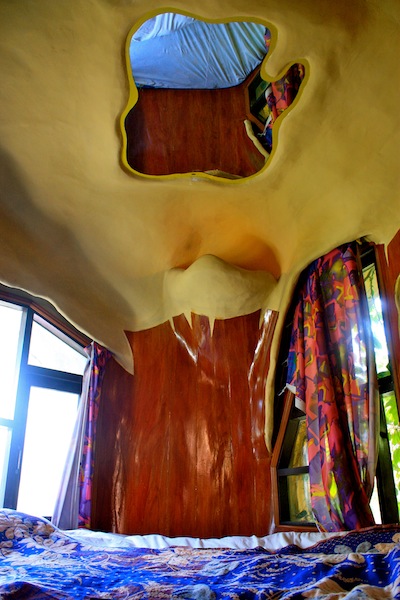 Mirrored ceiling in a bedroom in Crazy House in Dalat, Vietnam Mirrored ceiling in a bedroom in Crazy House in Dalat, Vietnam